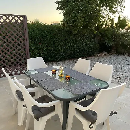 Ambios Villa Peyia